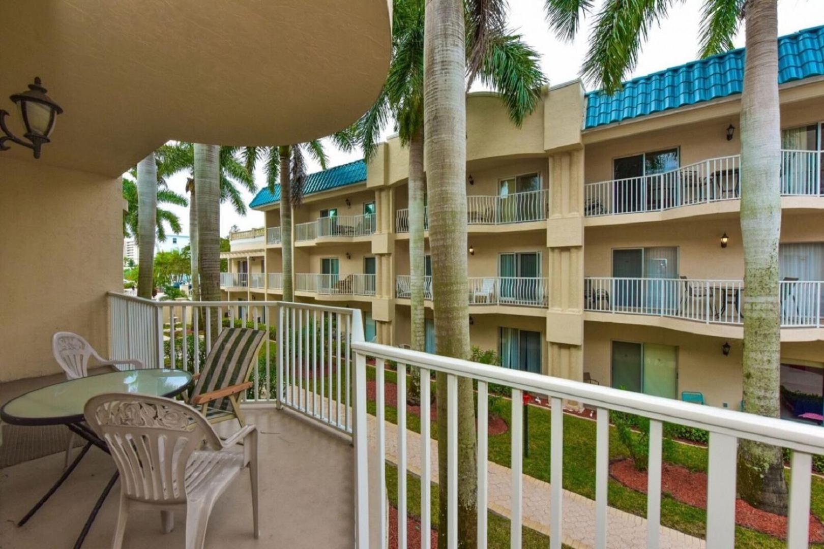 Palm Bay Club Leilighet Siesta Key Eksteriør bilde